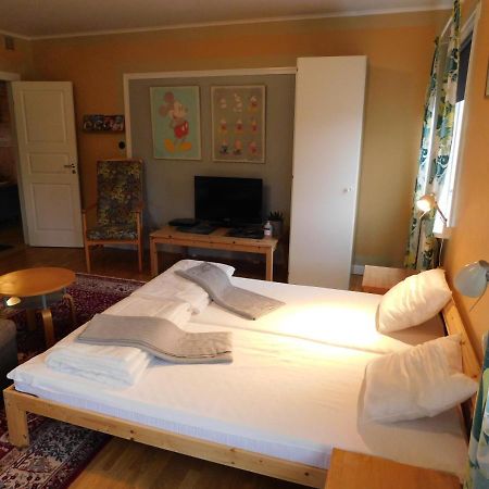 Solgarden Vandrarhem Hostal B&B Blackstad Exterior foto
