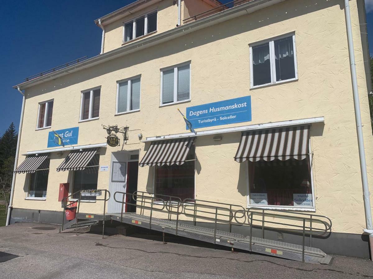 Solgarden Vandrarhem Hostal B&B Blackstad Exterior foto